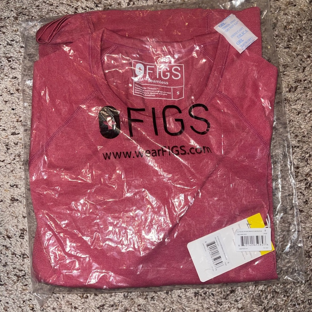 BNWT FIGS Quartz Salta